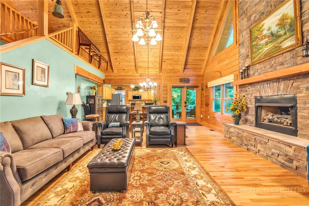 Image number 6 for the current listing