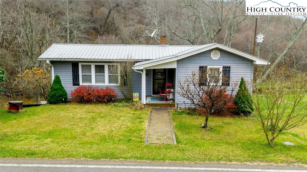 Image number 1 for the current listing