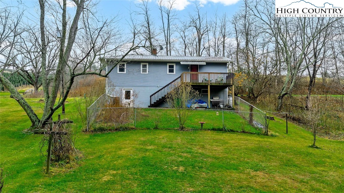 Image number 17 for the current listing