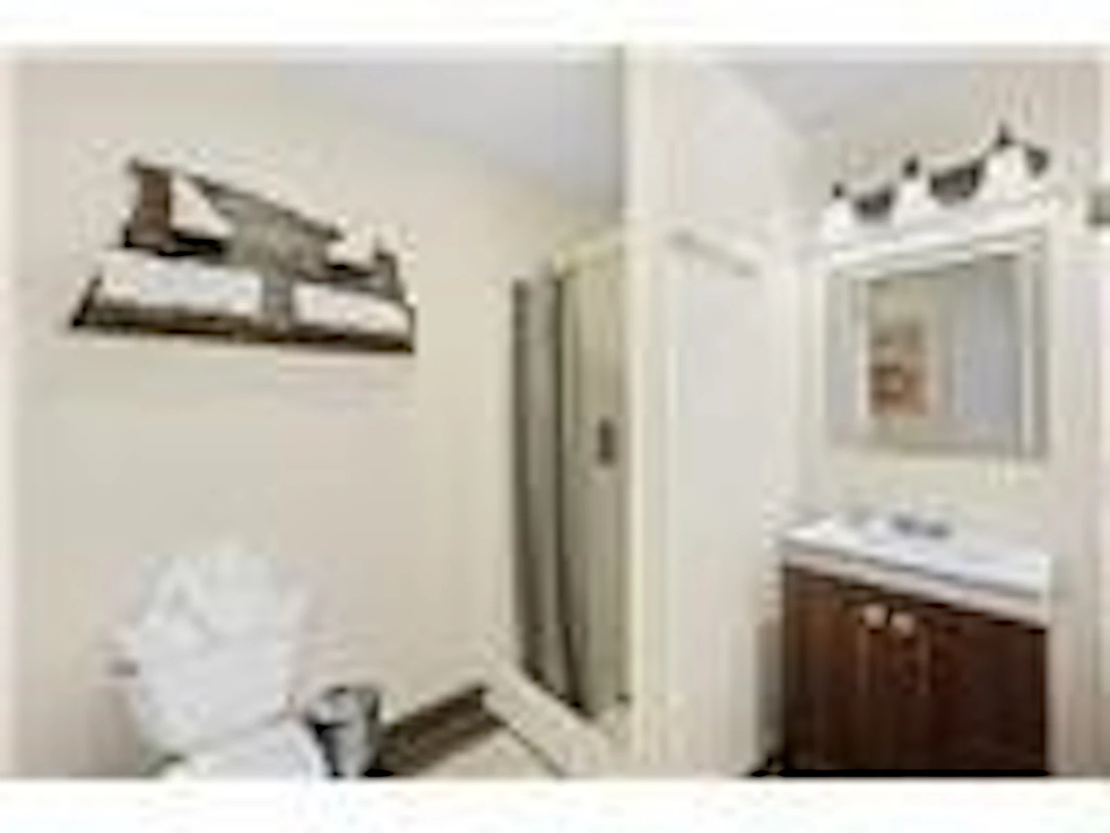 Image number 10 for the current listing