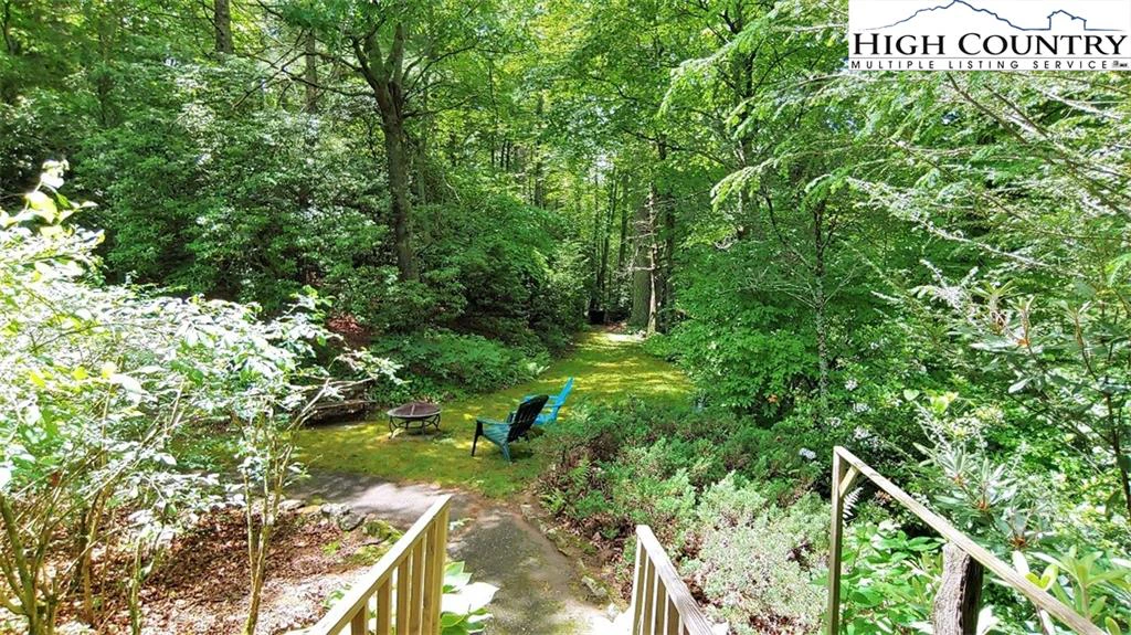 Image number 11 for the current listing