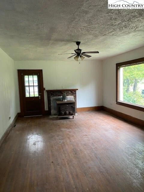 Image number 6 for the current listing