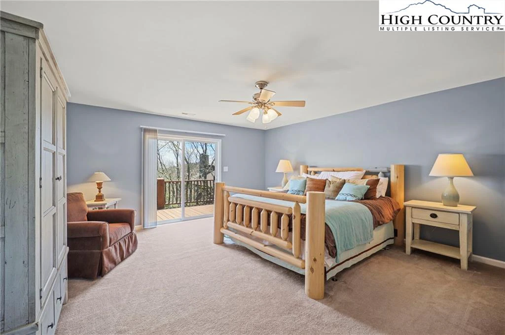 Image number 7 for the current listing
