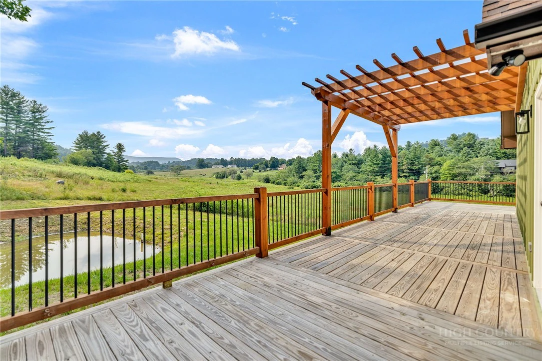 Image number 8 for the current listing