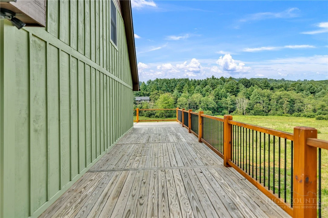 Image number 11 for the current listing
