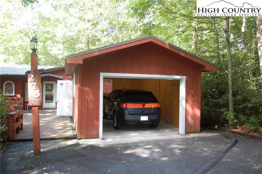 Image number 5 for the current listing