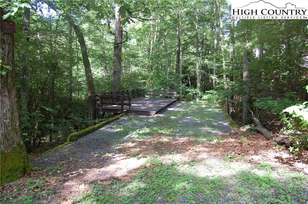 Image number 4 for the current listing