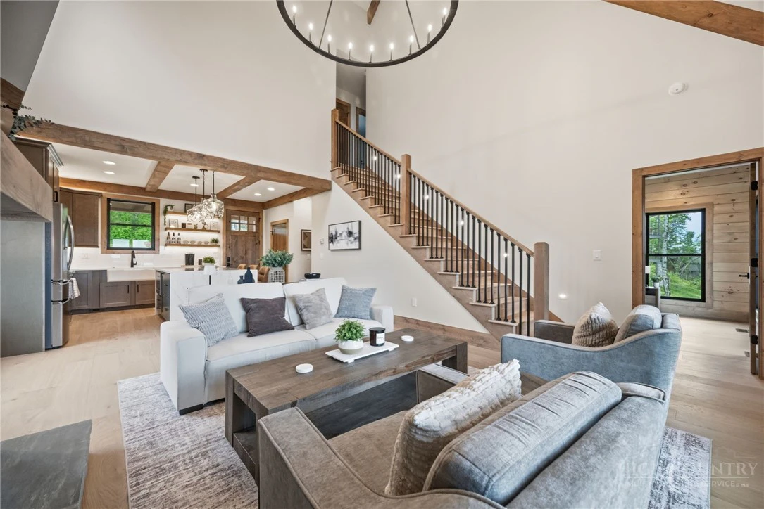 Image number 6 for the current listing