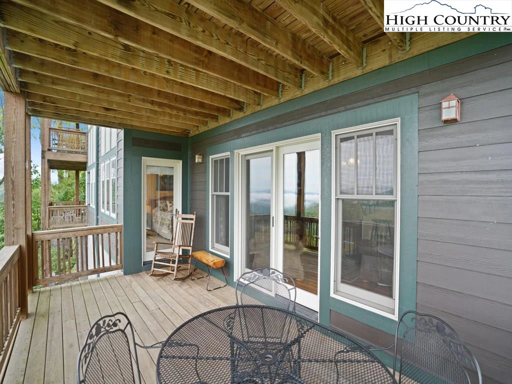 Image number 20 for the current listing