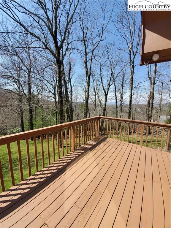Image number 8 for the current listing