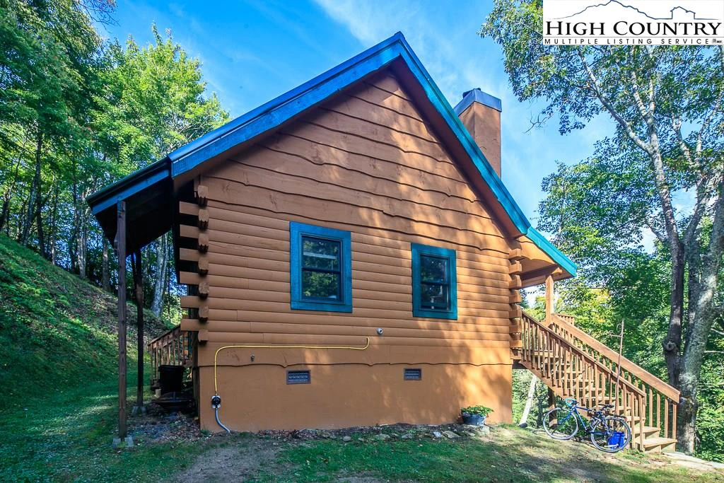 Image number 12 for the current listing
