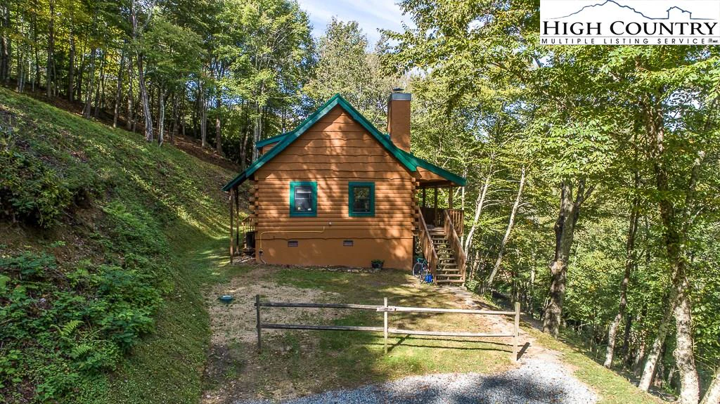 Image number 16 for the current listing