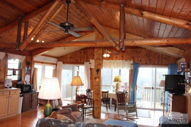 Image number 7 for the current listing