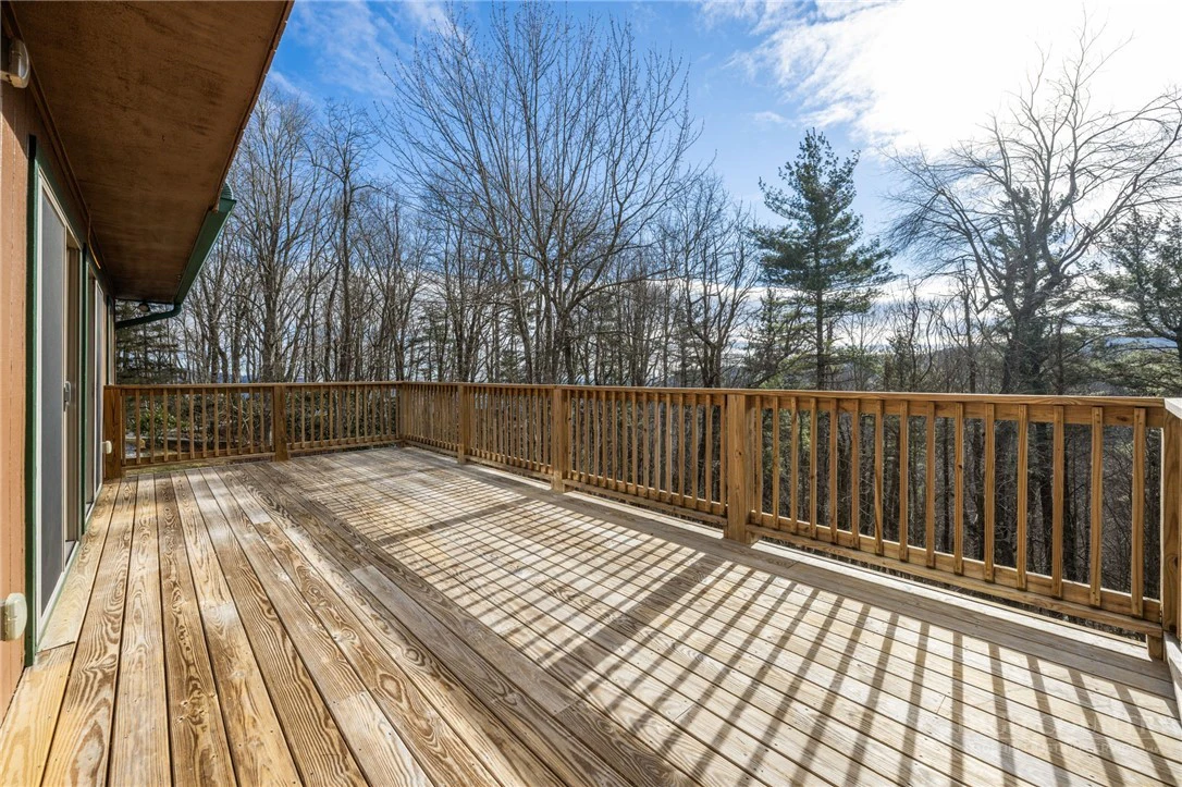 Image number 6 for the current listing