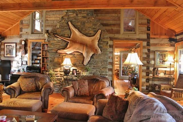 Image number 15 for the current listing