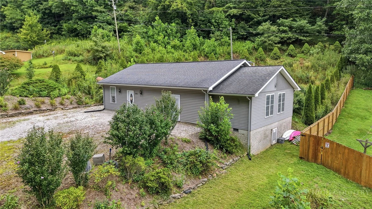 Image number 1 for the current listing