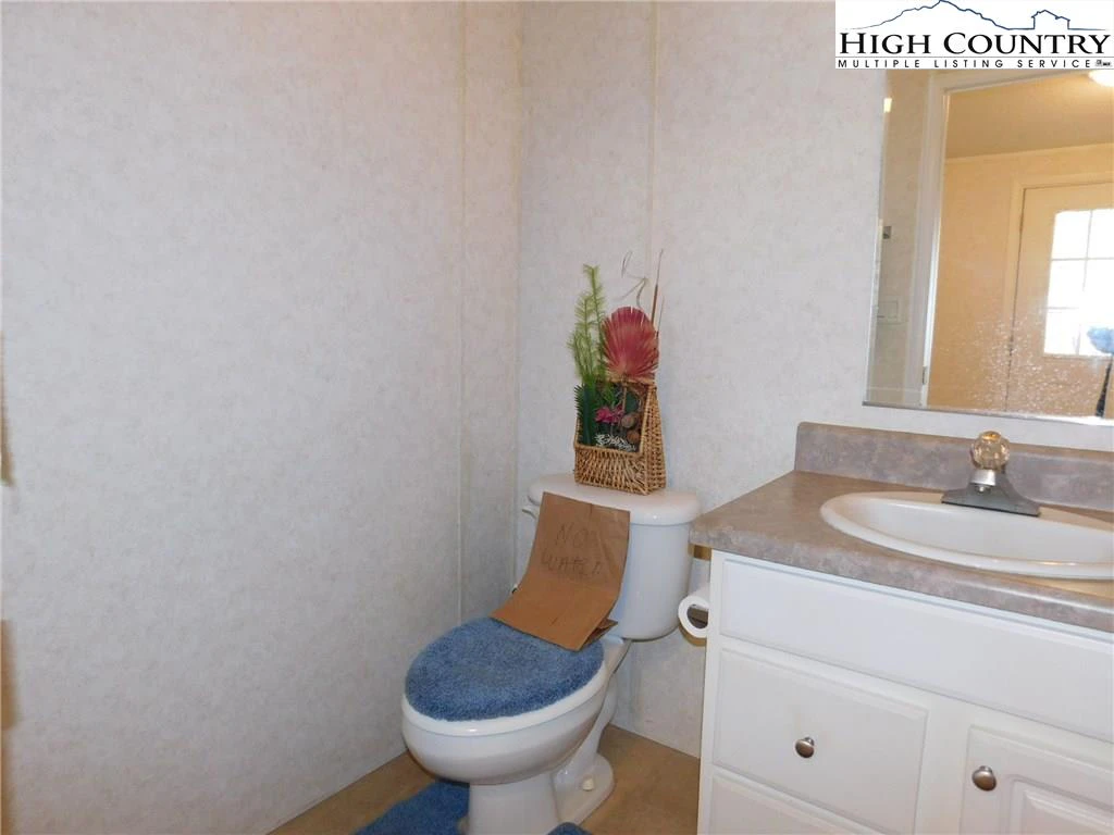 Image number 10 for the current listing