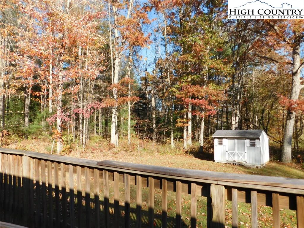 Image number 3 for the current listing