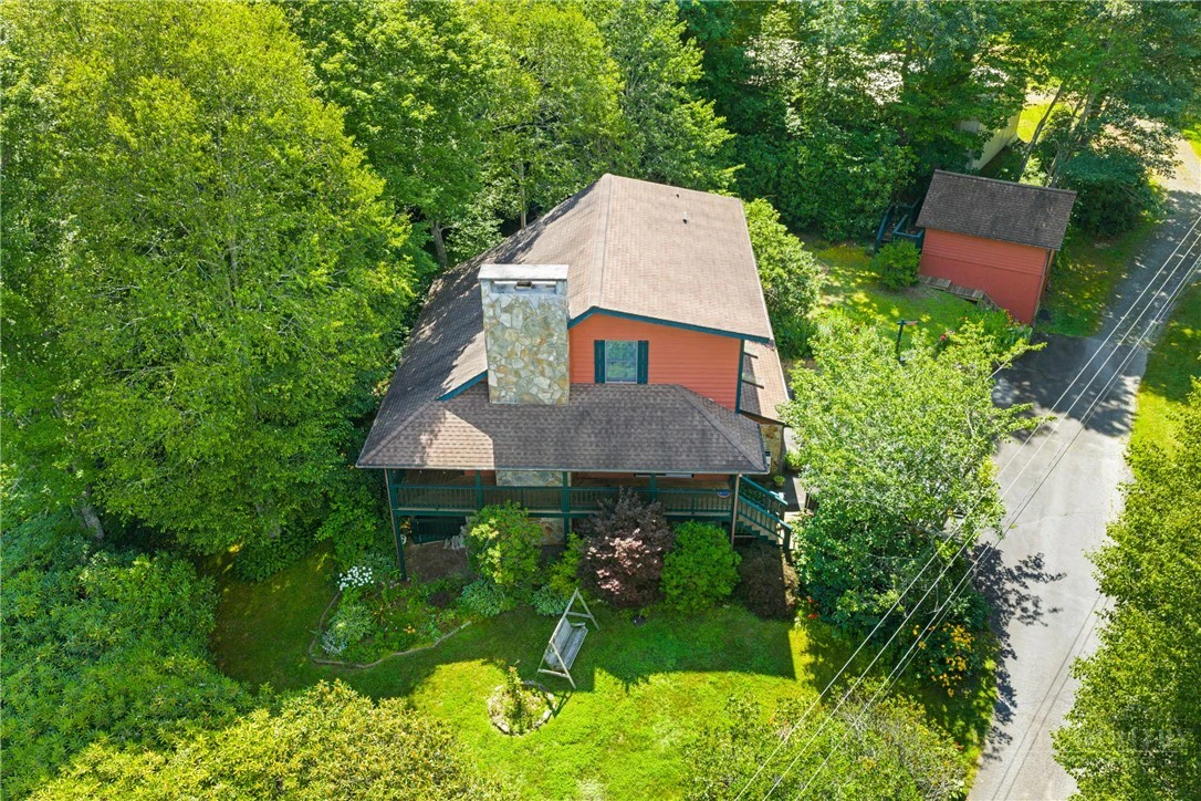 Image number 17 for the current listing