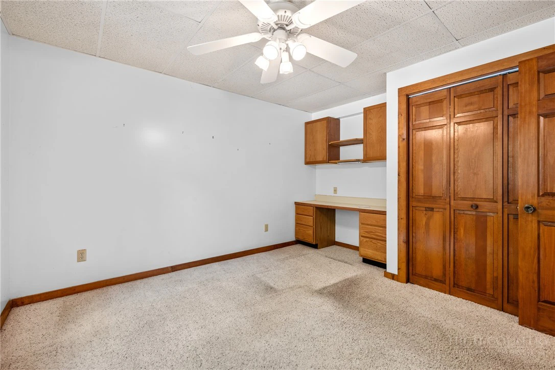 Image number 18 for the current listing