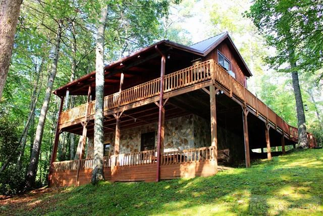 Image number 1 for the current listing