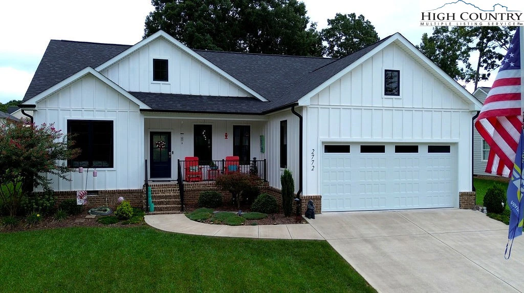 Image number 15 for the current listing
