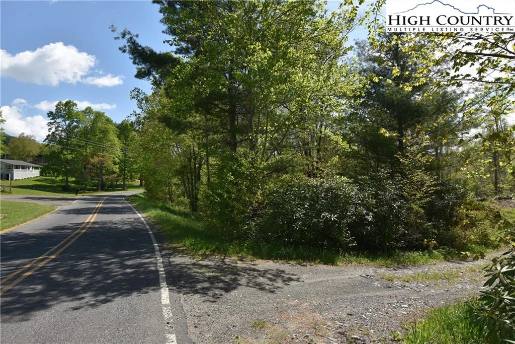 Image number 1 for the current listing