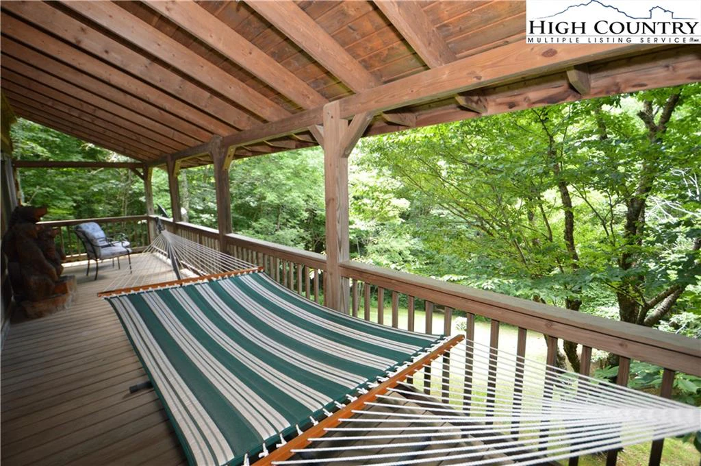 Image number 10 for the current listing
