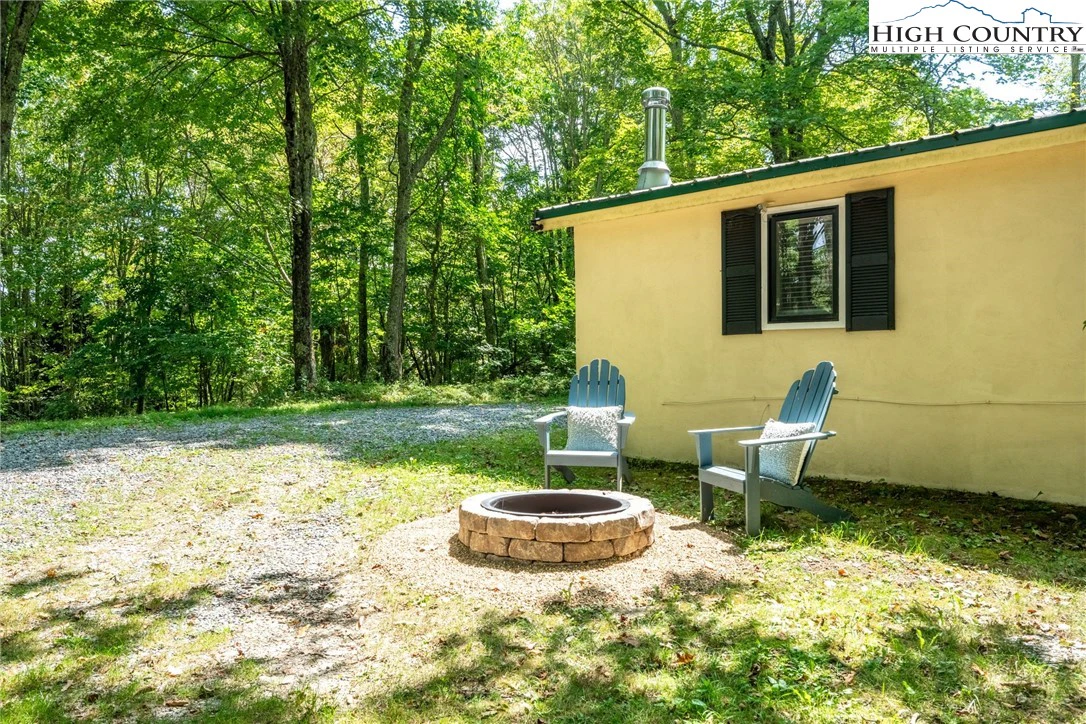 Image number 5 for the current listing