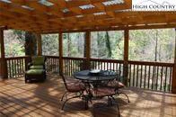 Image number 11 for the current listing