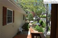 Image number 13 for the current listing