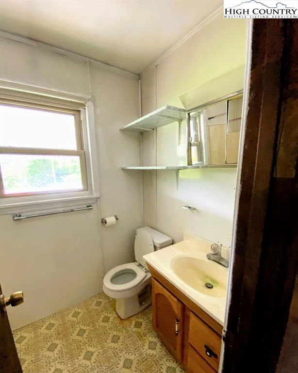 Image number 10 for the current listing