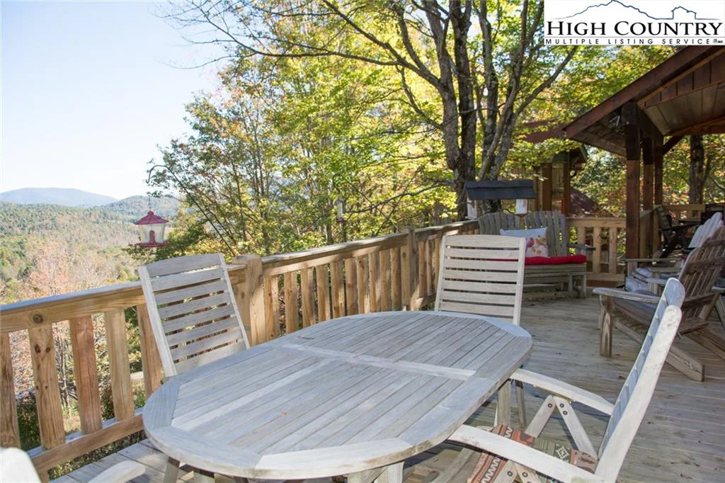 Image number 7 for the current listing