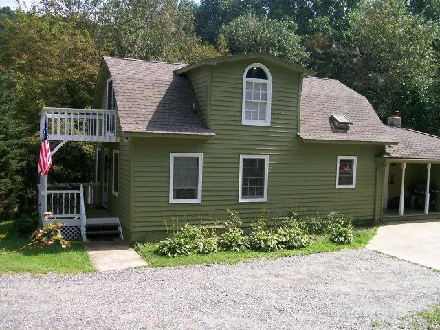 Image number 13 for the current listing