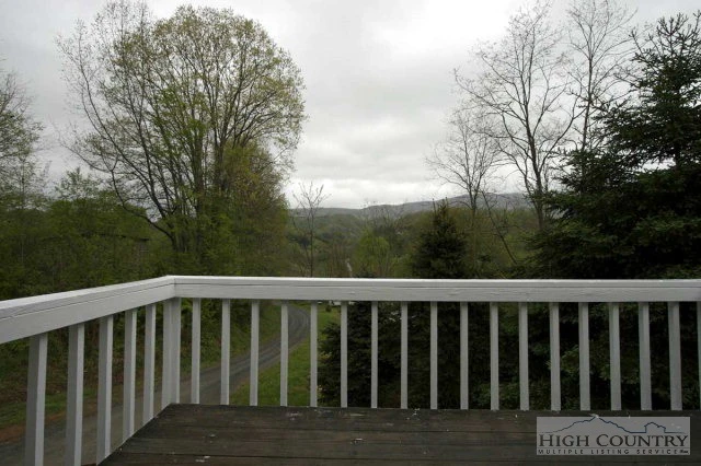Image number 10 for the current listing