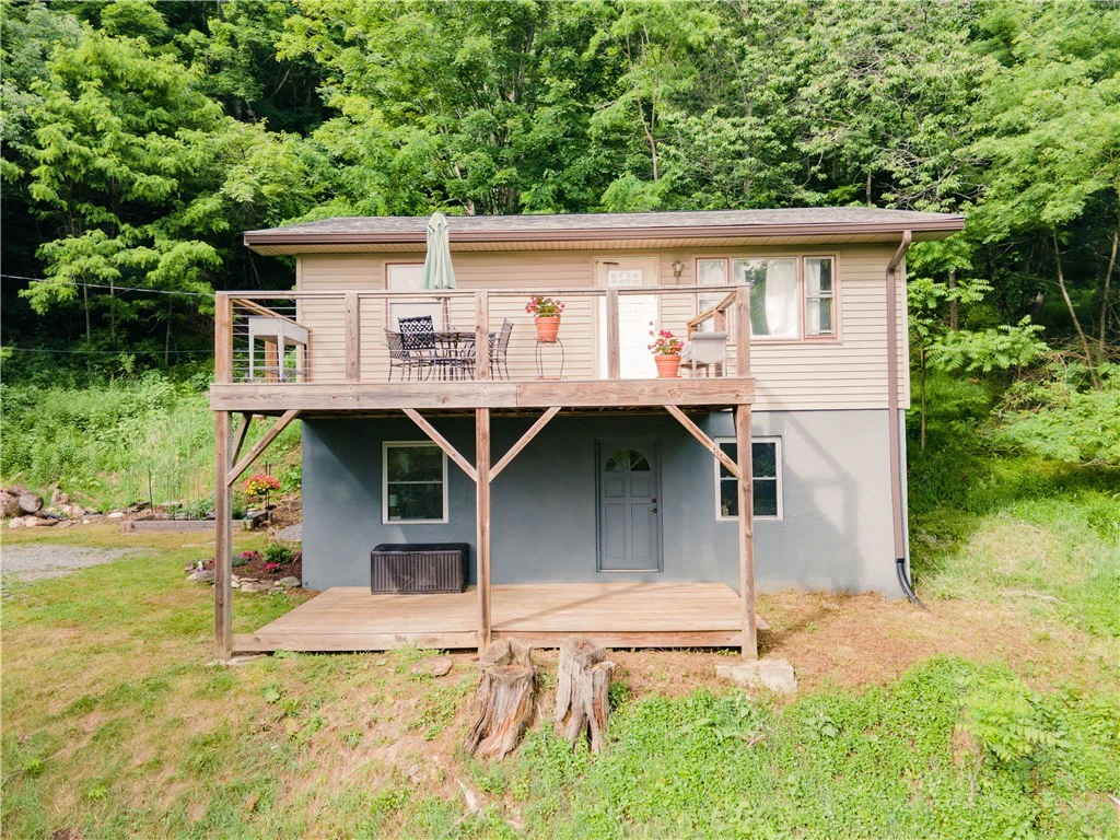Image number 16 for the current listing
