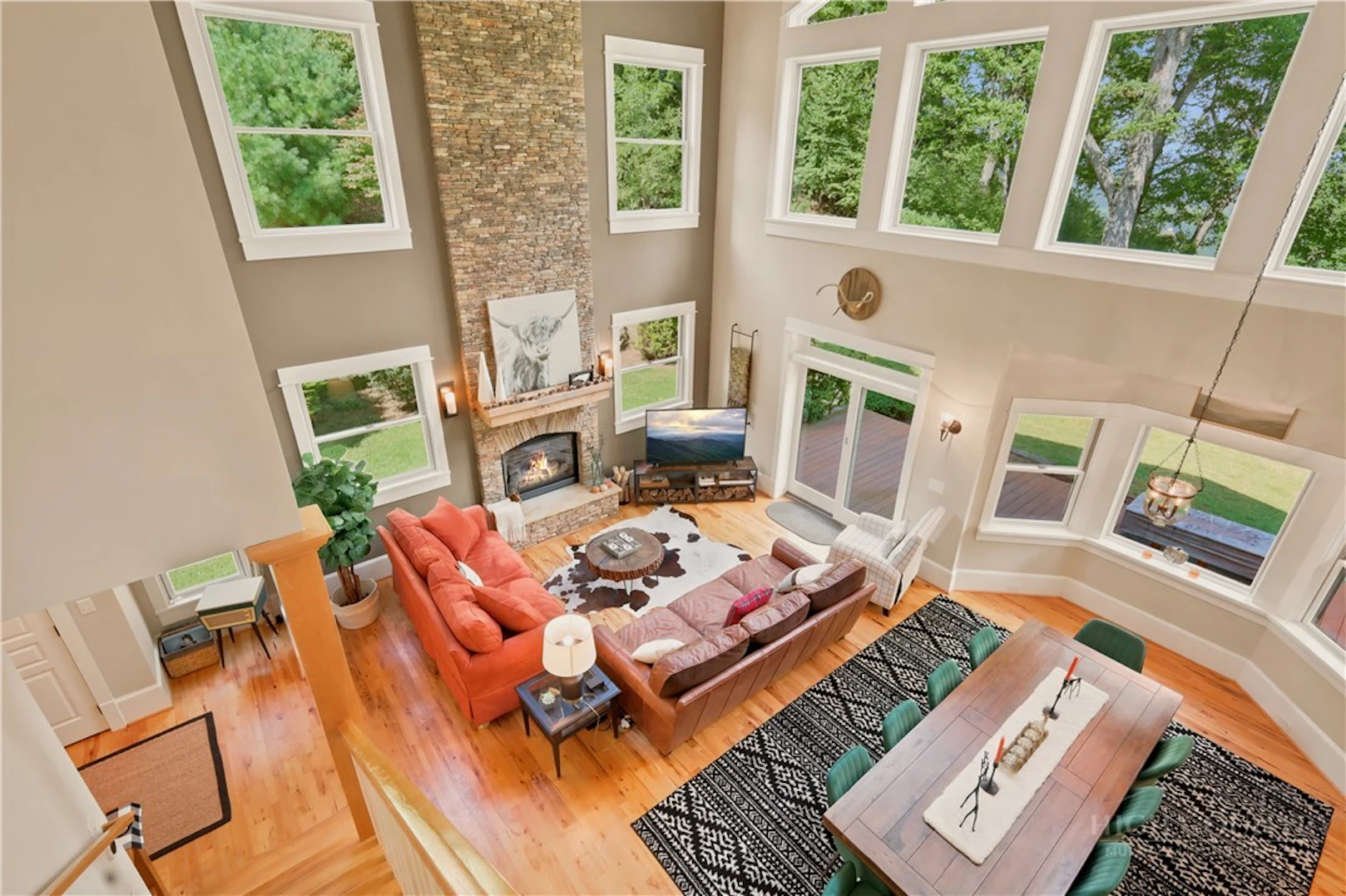 Image number 6 for the current listing