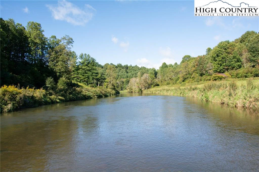 Image number 5 for the current listing