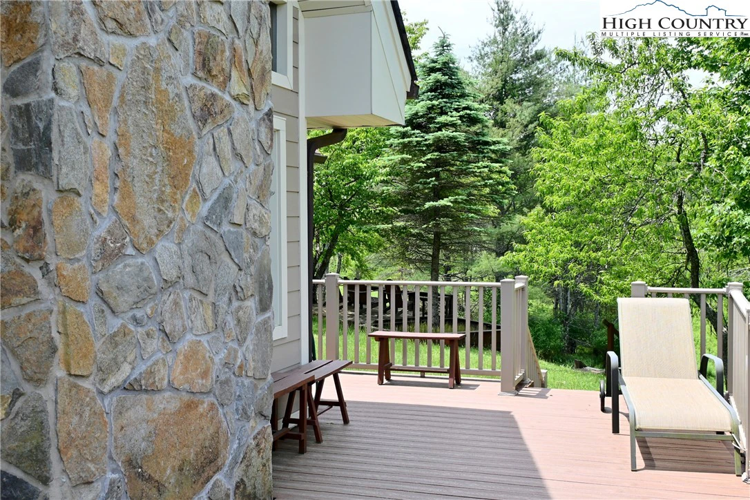 Image number 8 for the current listing