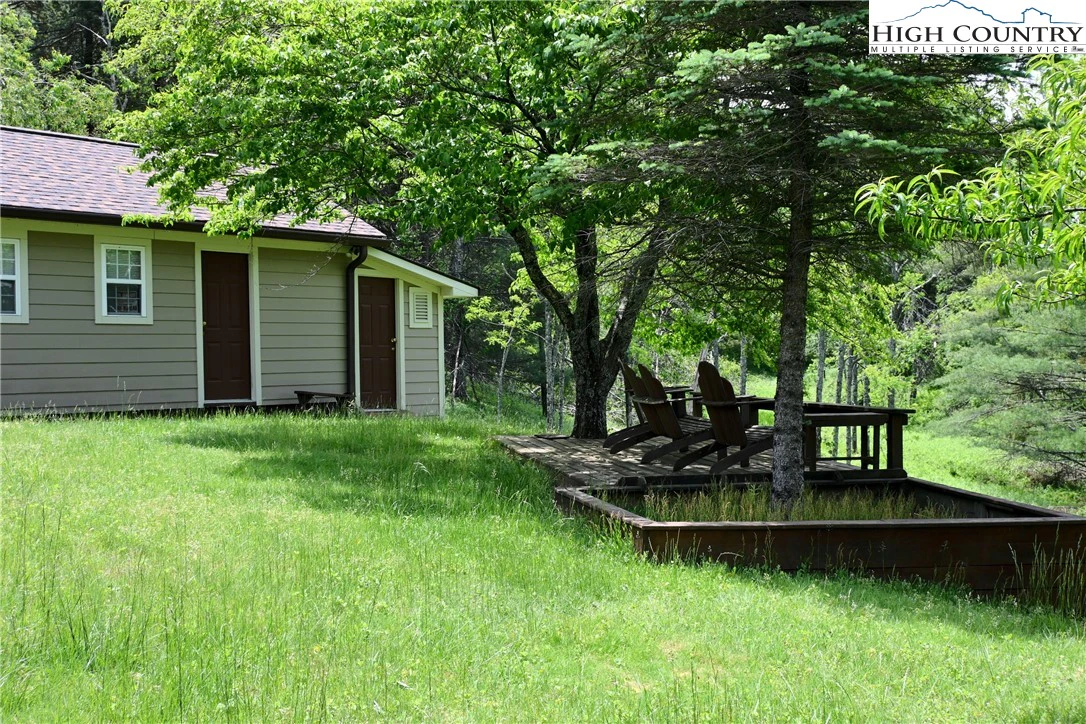 Image number 9 for the current listing