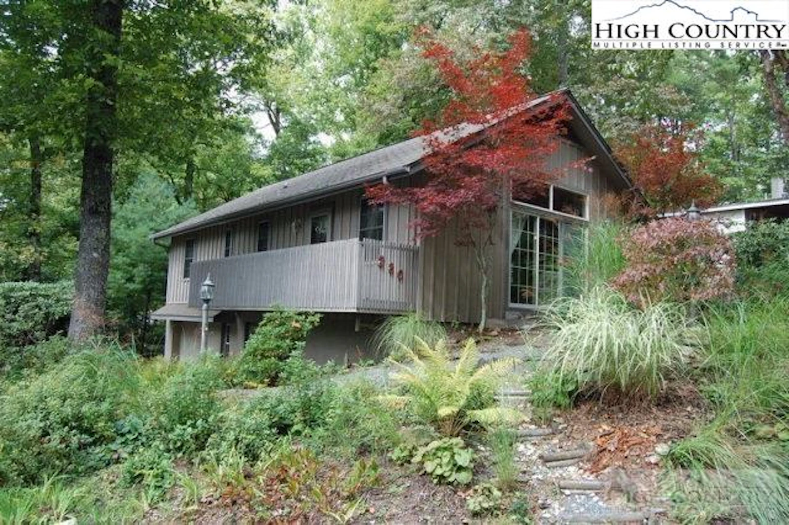Image number 1 for the current listing
