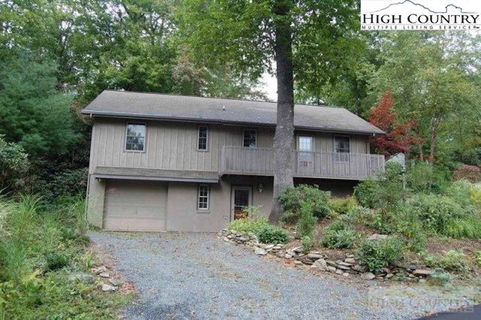 Image number 23 for the current listing