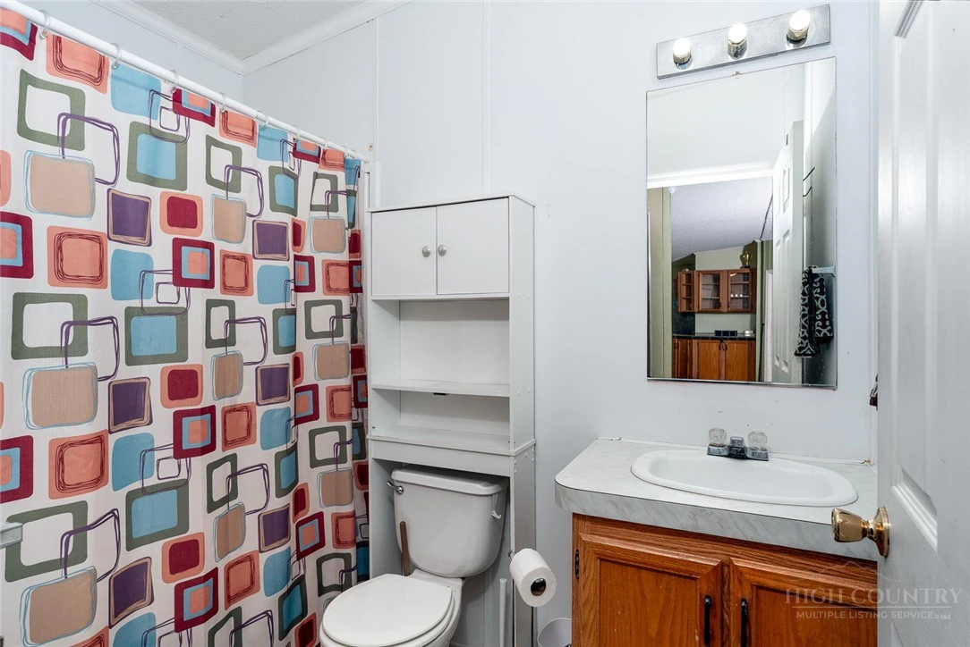 Image number 10 for the current listing