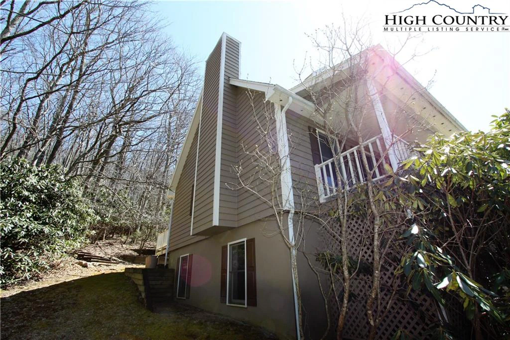Image number 13 for the current listing