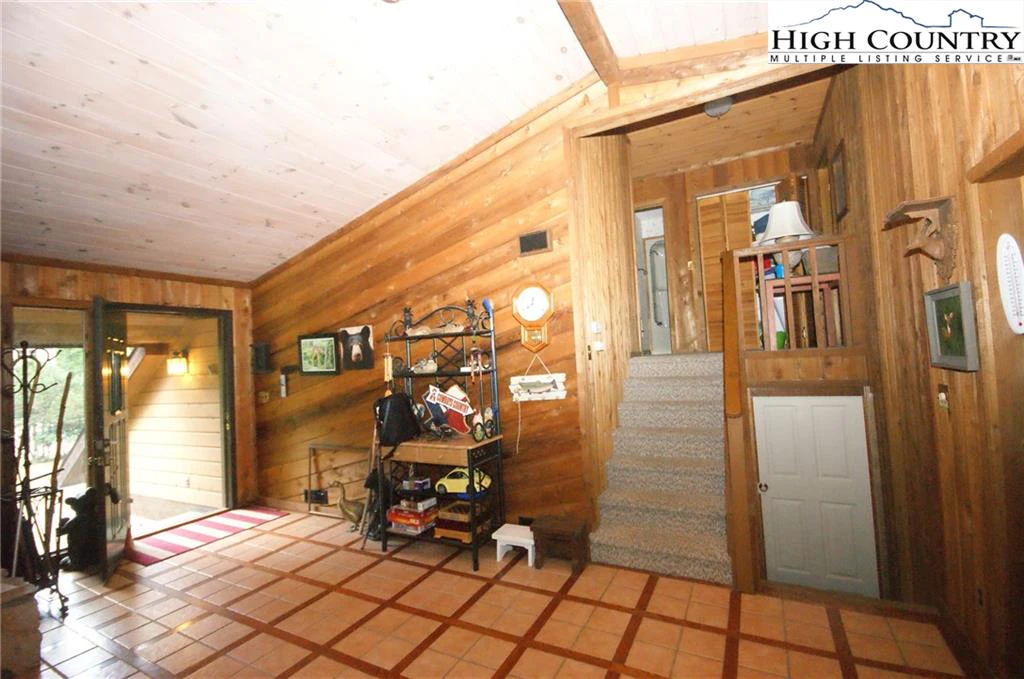 Image number 6 for the current listing