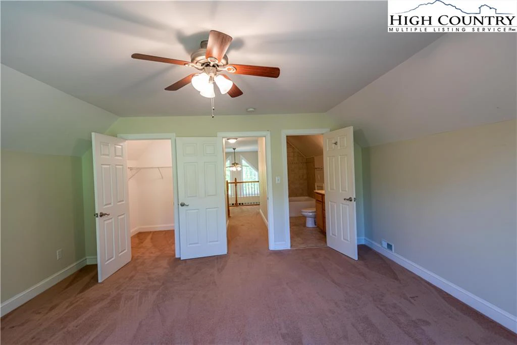 Image number 6 for the current listing