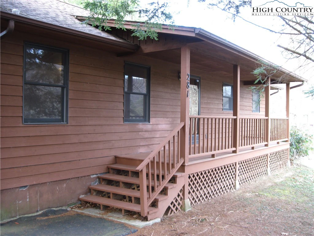 Image number 1 for the current listing