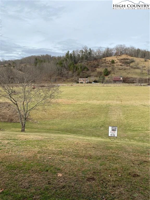 Image number 11 for the current listing