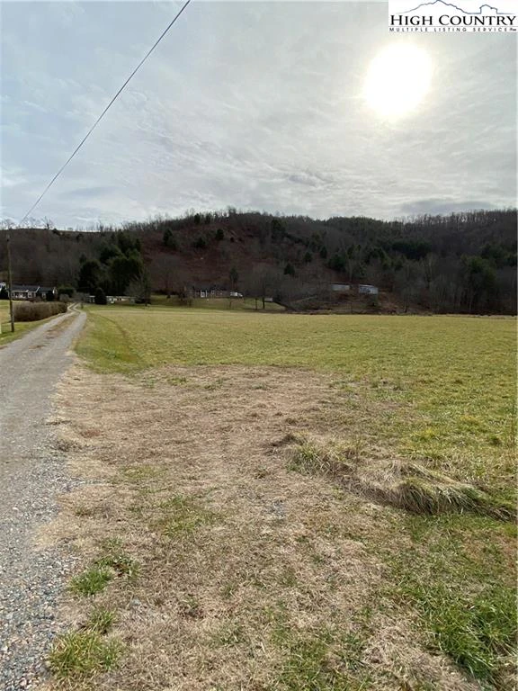 Image number 9 for the current listing