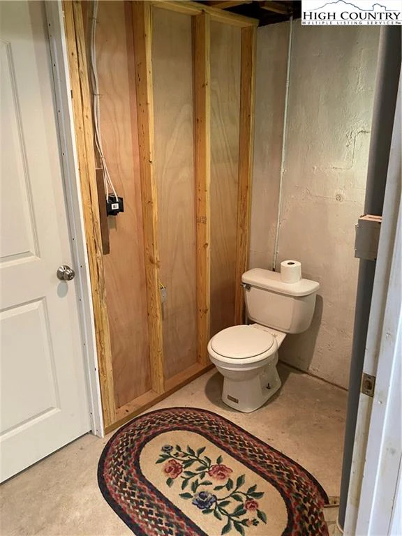 Image number 3 for the current listing